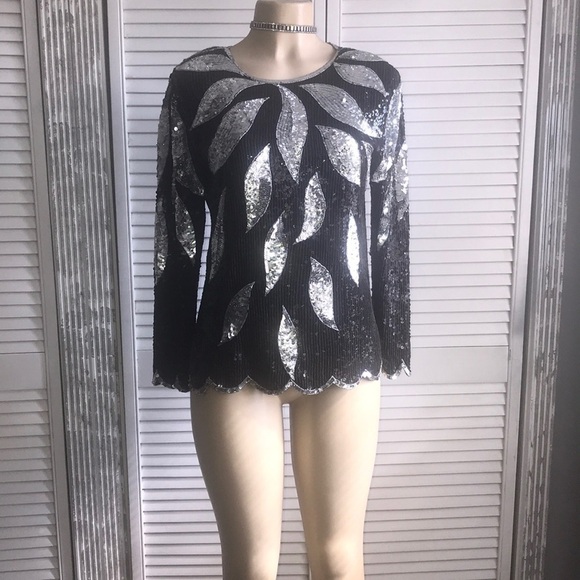 Long Sleeve Sequin top - Picture 3 of 12